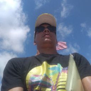 Meet your Posher, Julian esteban